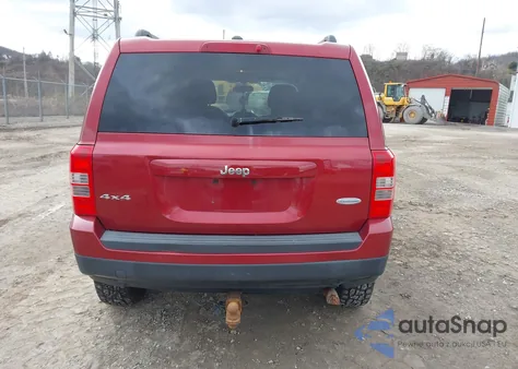 2012 Jeep Patriot Latitude из США, поврежденный, VIN 1C4NJRFB0CD706172